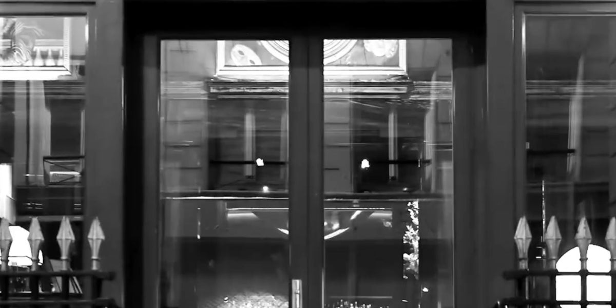 Discover Les Bains, one of the most iconic Parisian place