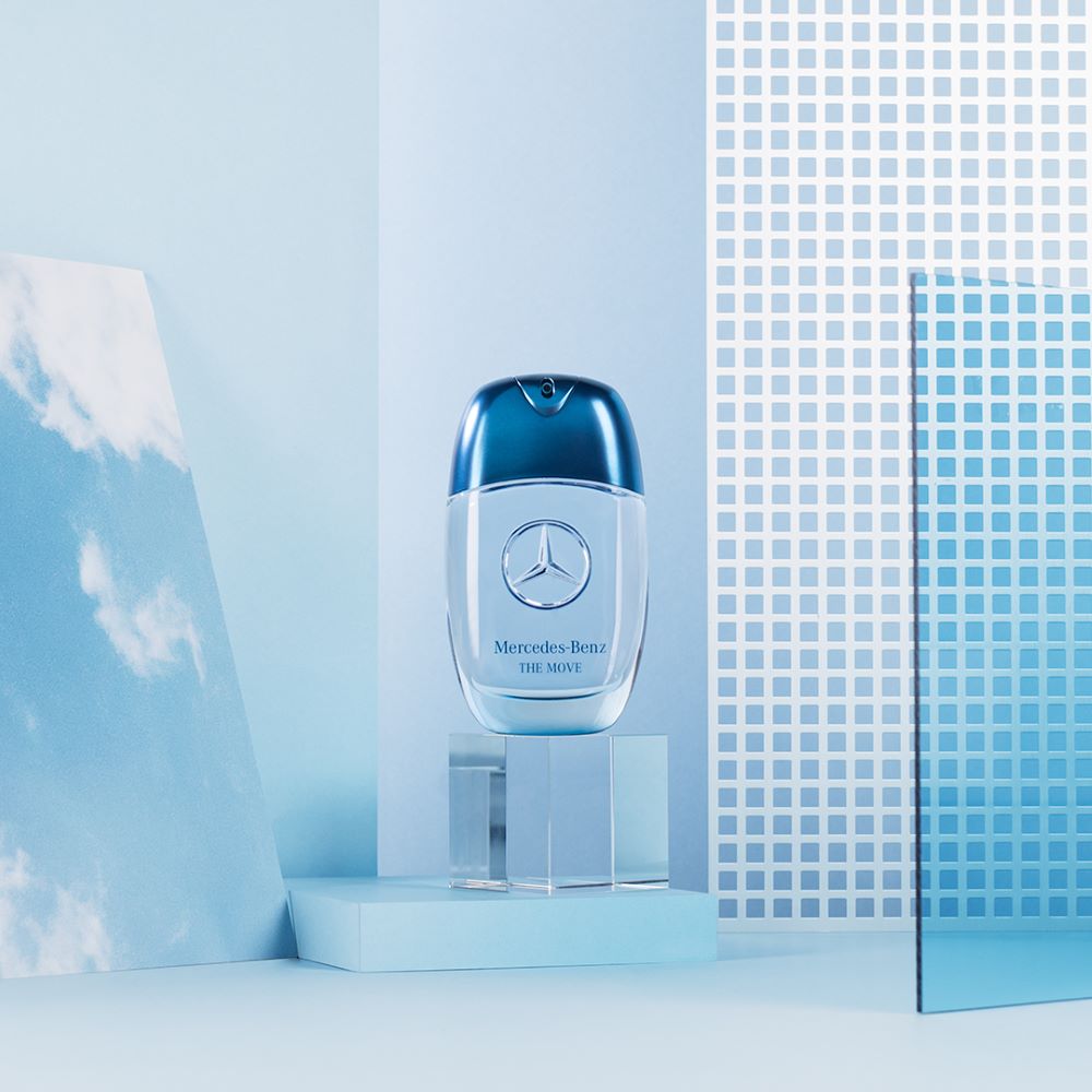 Mercedes benz move online perfume